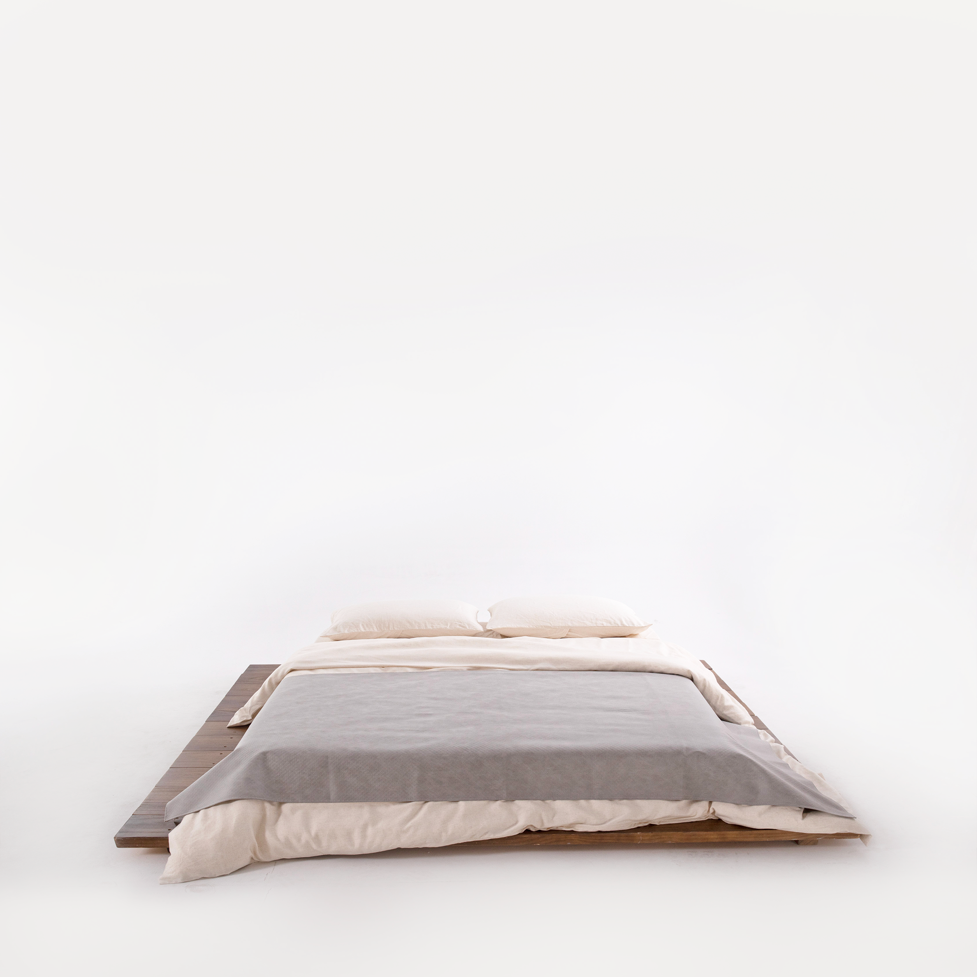 Waterproof Coverlet - Scratch Resistant for Dogs/Cats Family