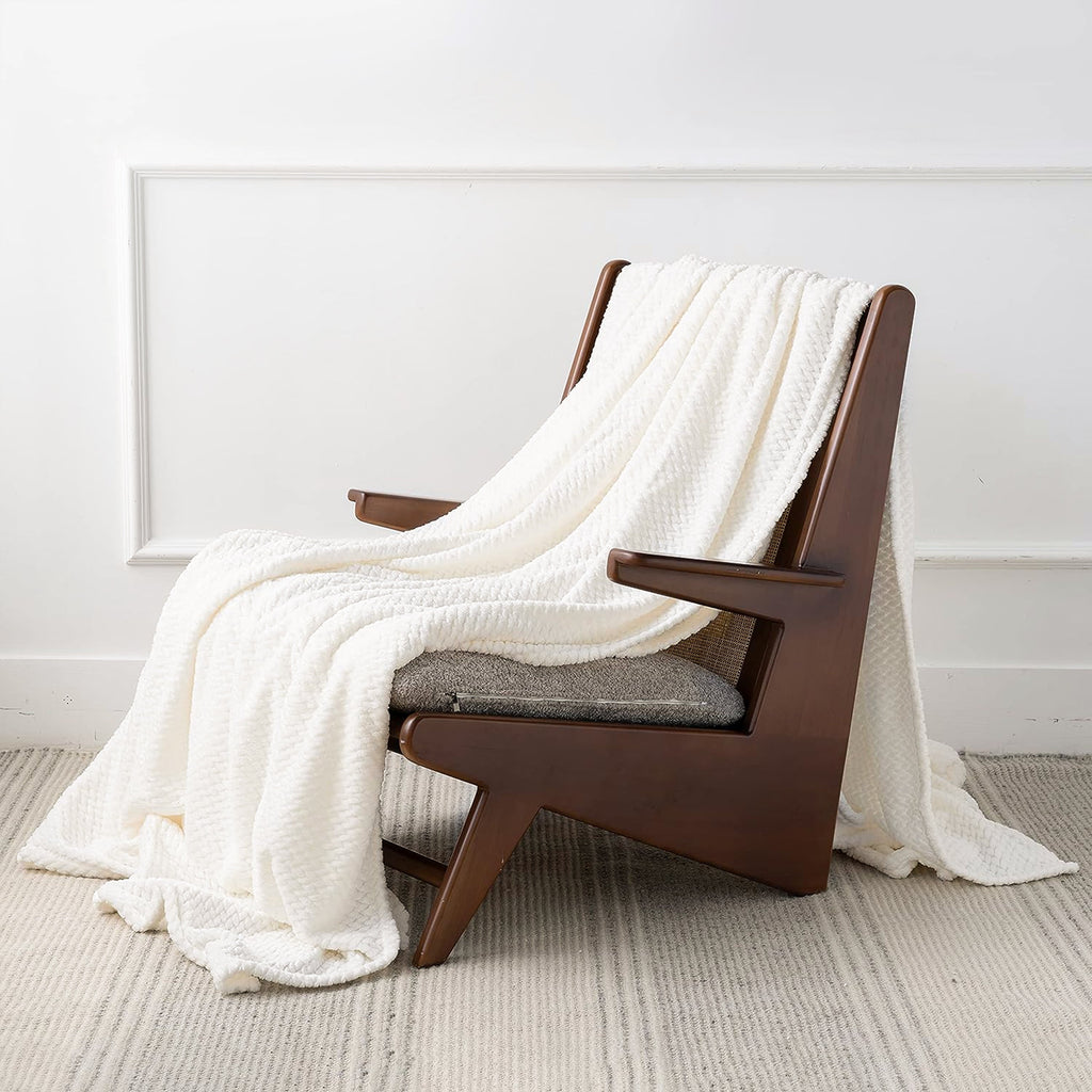 Super Soft Flannel Fleece Blanket - Limited Time Offer