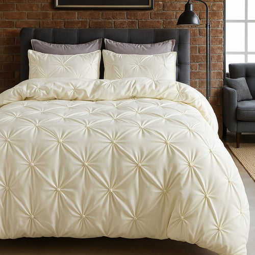 Amore Luxury Pinch Pleat Quilt Cover Set