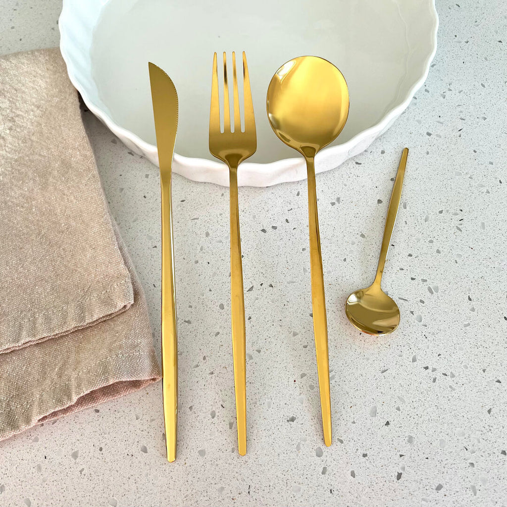 Minimalist Golden Flatware Set - 24 Piece