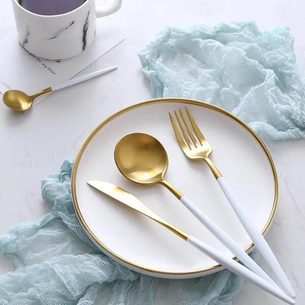 Modern Golden Flatware Sets - 24 Piece